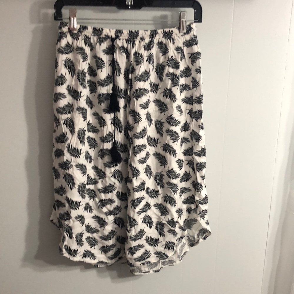 H and M skirt